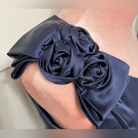 Melissa Sweet Blue Formal 100% Silk Half Shoulder Dress Size 6 - Picture 5 of 8